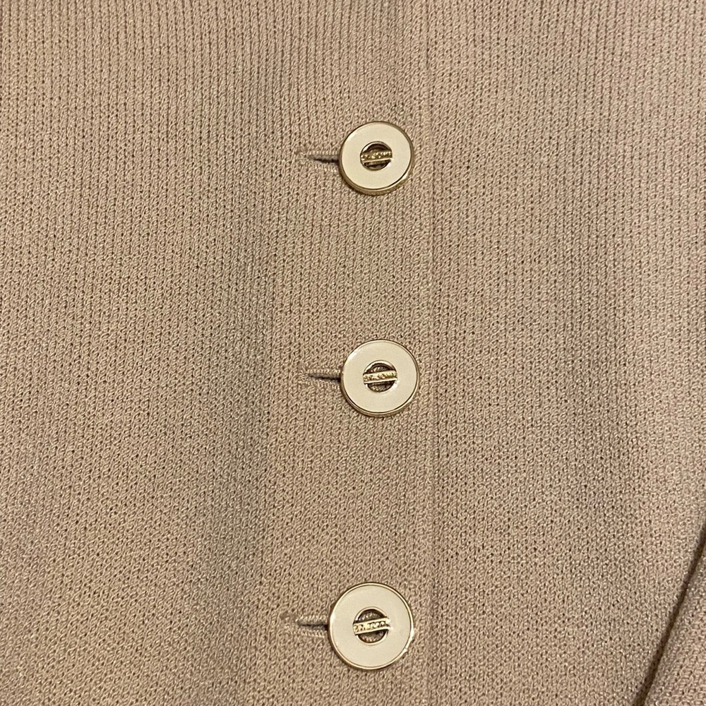 Elegant St. John Collection Neutral Beige Knit Jacket Quiet Luxury Size 2 - Picture 8 of 14